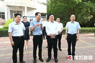 喜迎龙年！巴萨主场？孩子们的舞龙表演？